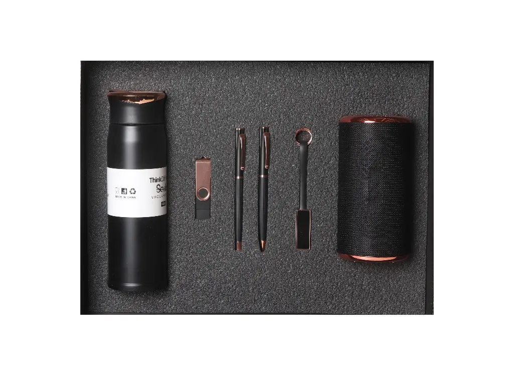 ست مدیرتی (فلاسک-فلش - 2خودکار- جاکلیدی-اسپیکر)111